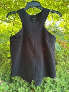 W5 Black Sleeveless High-Neck Tank Top with Open Flaps in Back, sz S, never worn